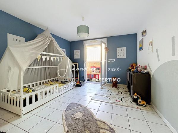 BEL APPARTEMENT DE 136,98 M² AVEC BALCON & GRAND GARAGE