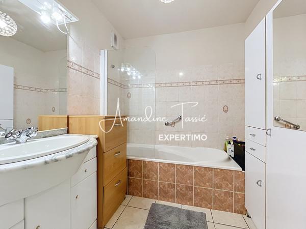BEL APPARTEMENT DE 136,98 M² AVEC BALCON & GRAND GARAGE