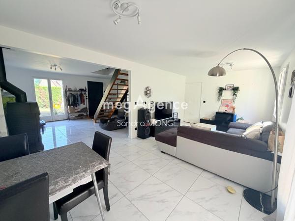 Maison à AUNEAU-BLEURY-SAINT-SYMPHORIEN, 28700 - 4 pièces 117m²