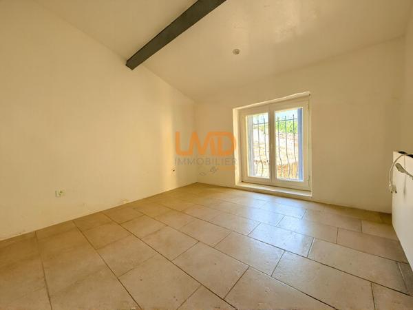 Maison de village en pierre – 4 chambres – Trans-en-Provence