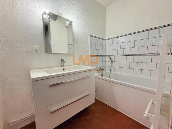 Maison de village en pierre – 4 chambres – Trans-en-Provence
