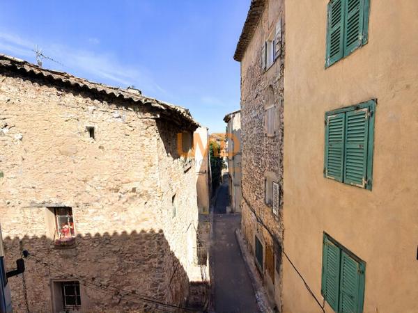 Maison de village en pierre – 4 chambres – Trans-en-Provence