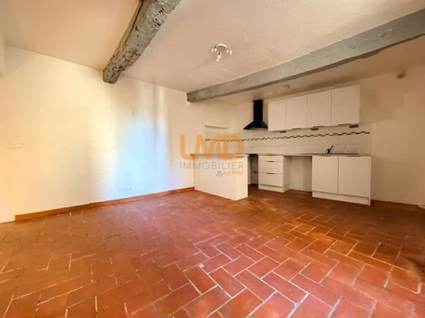 Maison de village en pierre – 4 chambres – Trans-en-Provence