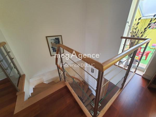 Maison à GEMOZAC, 17260 - 6 pièces 216m²