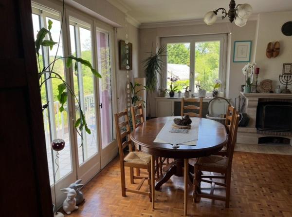 Maison à TREMEVEN, 29300 - 5 pièces 123m²