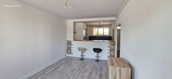 A LOUER - PORTET SUR GARONNE - Appartement T2  Meublé de 45 m² proche commodités - G509-JG