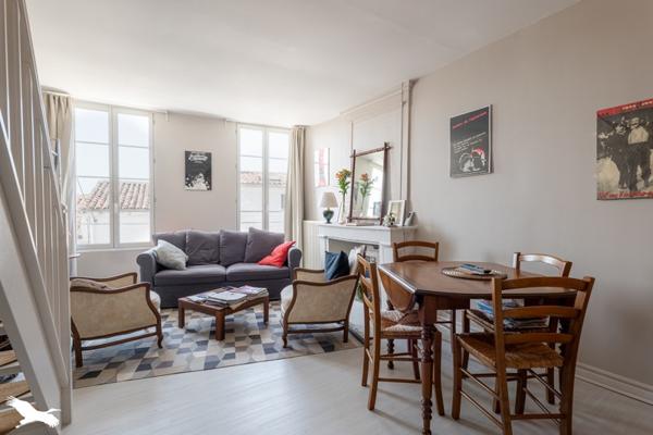 Maison à vendre 199 000 € Saintes 4 p 80 m² DPE D