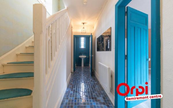 Maison à vendre    4 pièces •  Pouxeux