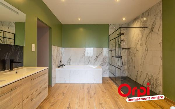 Maison à vendre    4 pièces •  Pouxeux