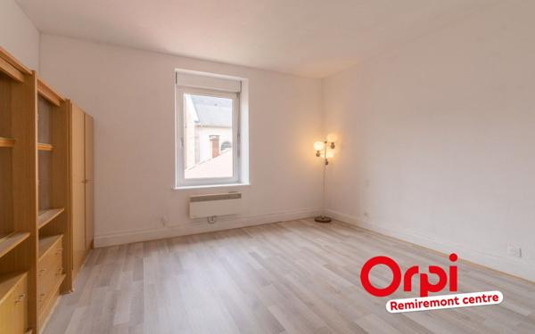 Maison à vendre    4 pièces •  Pouxeux