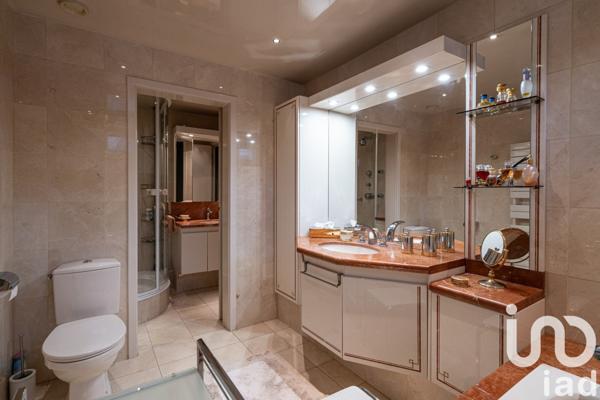 Appartement 5 pièces de 122 m² à Nogent-sur-Marne (94130)