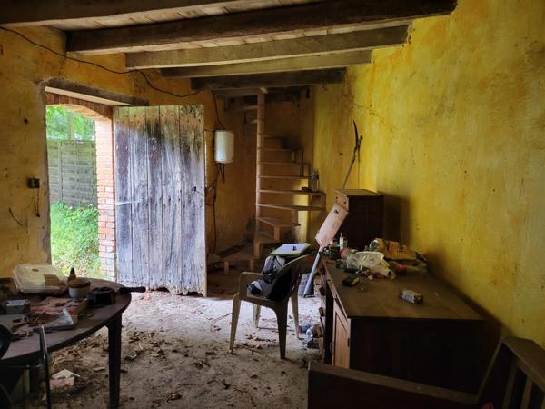 Maison à vendre 2 pièces LOUIN (79) Terrain 2180 m²