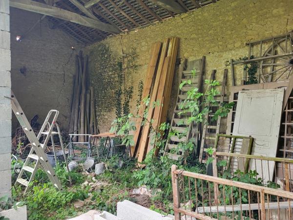 Maison à vendre 2 pièces LOUIN (79) Terrain 2180 m²