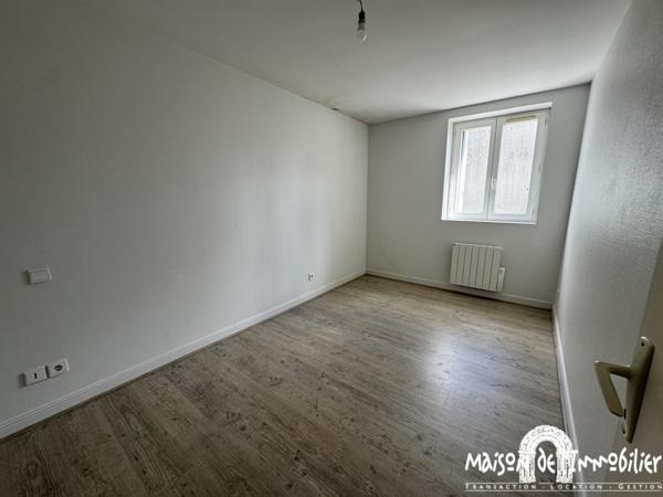 Location Appartement 2 chambres - 93m² - Résidence avec ascenseur et parking - COGNAC Centre-ville