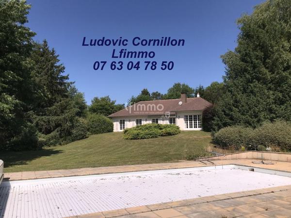 Maison 207 m2 sur sous-sol (360 m2 utiles), piscine; vue panoramique