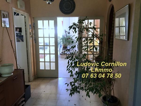 Maison 207 m2 sur sous-sol (360 m2 utiles), piscine; vue panoramique