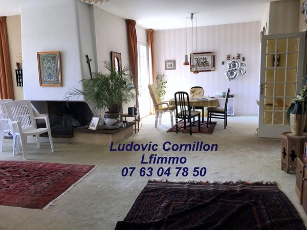 Maison 207 m2 sur sous-sol (360 m2 utiles), piscine; vue panoramique