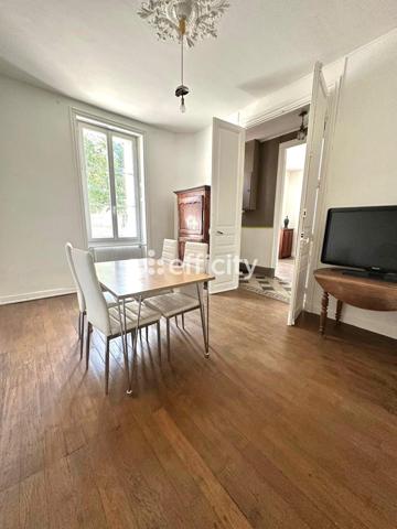 Maison 8 pièces - 190 m²