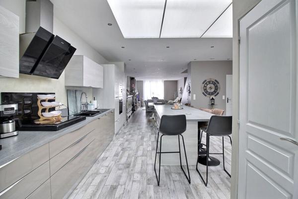 Maison Lille 178 m2 semi plein pied  5 chambres jardin