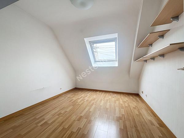 NANTES, LONGCHAMP / Maison 4 chambres / vaste piece de vie / garage / terrasse-jardin