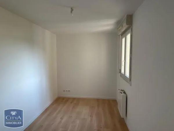 Appartement à louer 3 pièces 61.6m² Saint-Avold (57500)