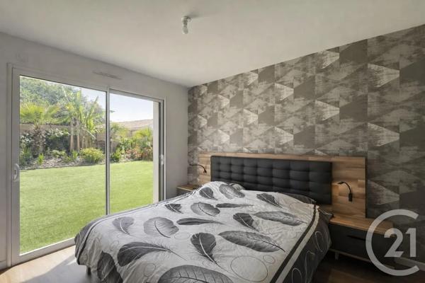 Maison à vendre  6 pièces - 150,28 m 2   ST HILAIRE DE RIEZ  - 85
