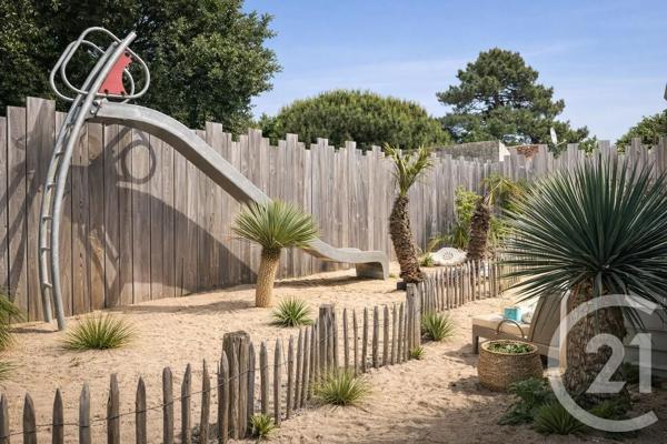 Maison à vendre  6 pièces - 150,28 m 2   ST HILAIRE DE RIEZ  - 85