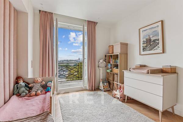 Vue Seine et Tour Eiffel - Quai Louis Blériot Paris 16