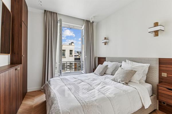 Vue Seine et Tour Eiffel - Quai Louis Blériot Paris 16