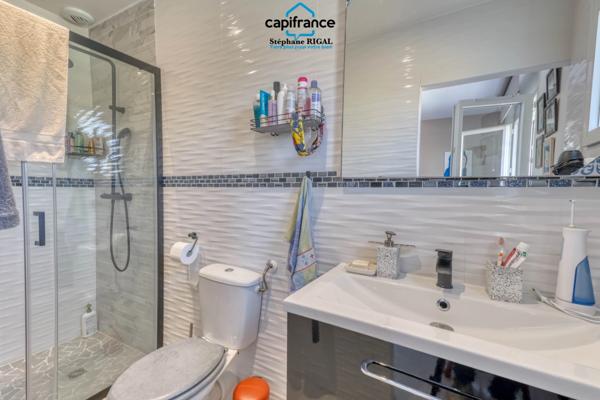 Maison à vendre 5 pièces Maison de 123 m2 habitables sur 800m2 de terrain et piscine
