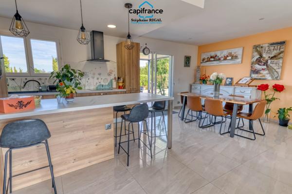 Maison à vendre 5 pièces Maison de 123 m2 habitables sur 800m2 de terrain et piscine