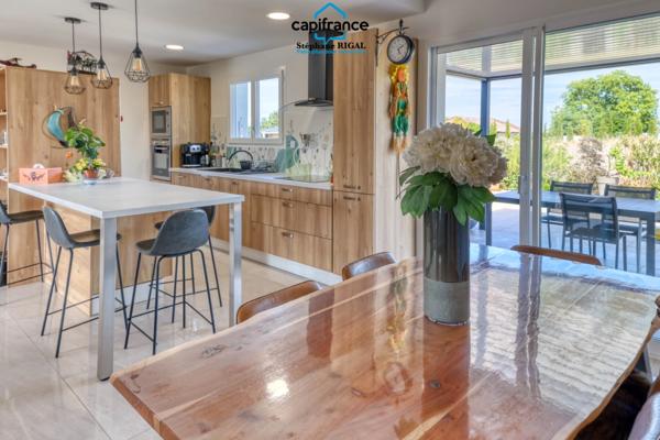 Maison à vendre 5 pièces Maison de 123 m2 habitables sur 800m2 de terrain et piscine
