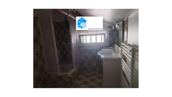 Maison à vendre 6 pièces CHATEAURENARD (13)