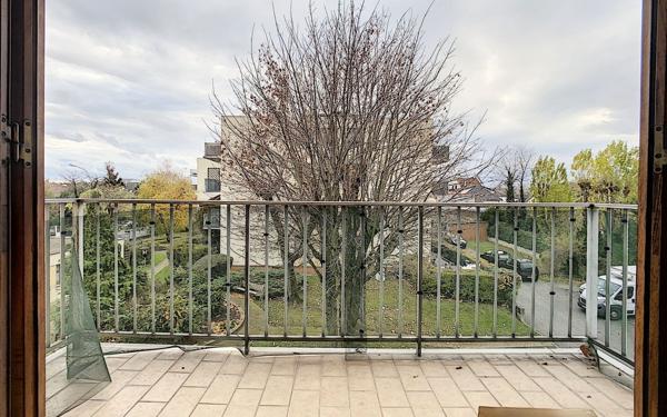 Appartement à louer    1 pièce •  Chennevières-sur-Marne