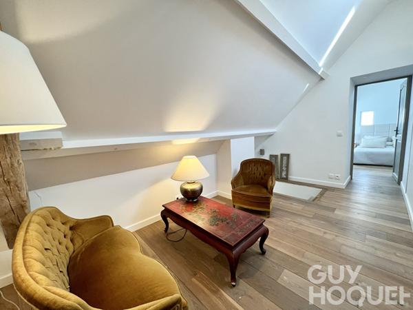 Maison meublée 7 pièces de 262.13 m²