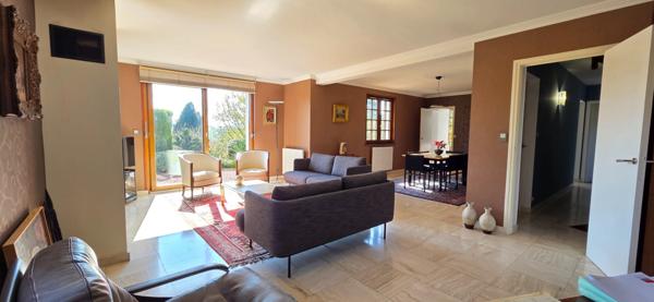 Maison à vendre 7 pièces SAINT FUSCIEN (80)