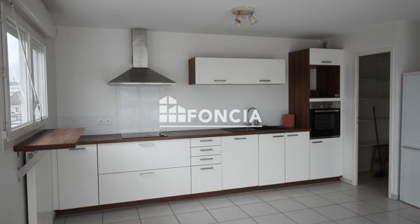 Location Appartement 3 pièces 72.44 m² - La Roche-sur-foron 74800