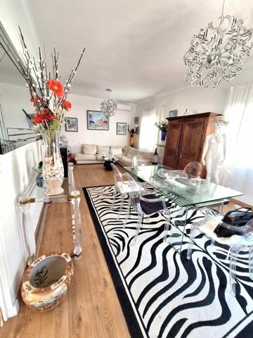 Maison à vendre    3 pièces • 150 m2 Saint-Laurent-du-Var