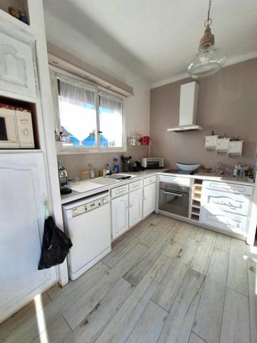 Maison à vendre    3 pièces • 150 m2 Saint-Laurent-du-Var