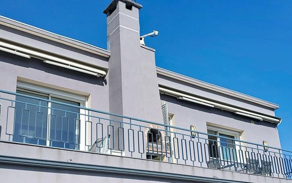 Appartement à vendre    4 pièces • 145 m2 Villeneuve-Loubet