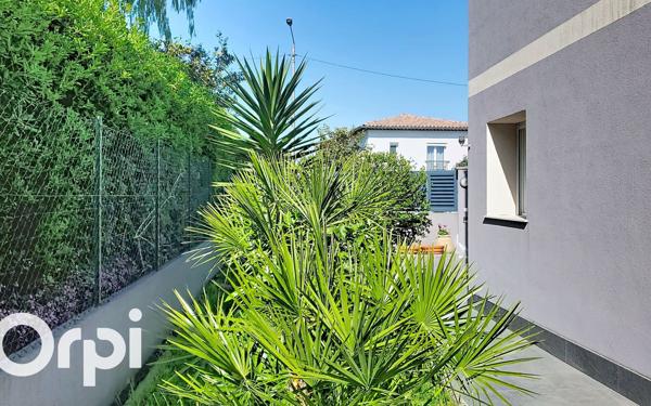 Appartement à vendre    4 pièces • 145 m2 Villeneuve-Loubet