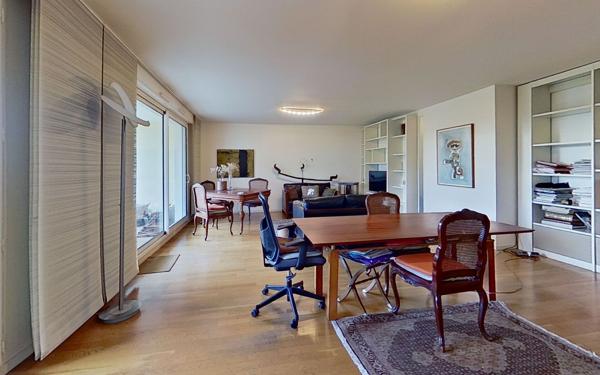 Appartement à louer    3 pièces • 116,98 m2 Charbonnières-les-Bains