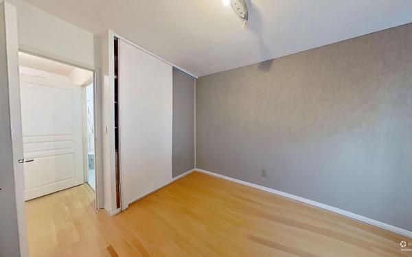 Appartement à louer    3 pièces • 116,98 m2 Charbonnières-les-Bains