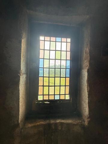 MARCIAC(32): ancienne SEIGNEURIE avec BEAU CHATEAU XIV sur 3,5ha, cachée, au bout du chemin, sans voisin, en campagne, 500m2 habitables, piscine chauffée, découvrez les riches heures des seigneurs