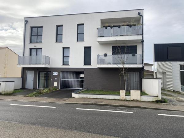 CHARMANT T2 MEUBLE LE HAILLAN