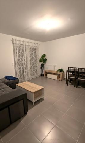 CHARMANT T2 MEUBLE LE HAILLAN