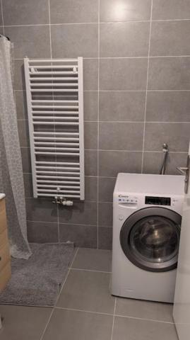 CHARMANT T2 MEUBLE LE HAILLAN