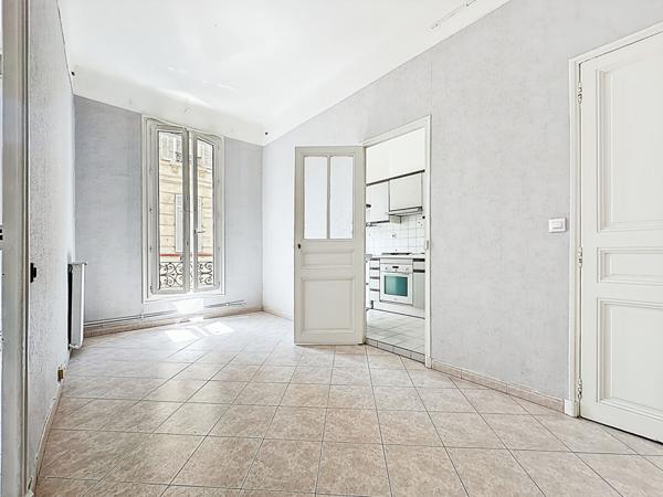 À vendre : Appartement spacieux de 6 pièces à Marseille 13005, La Conception