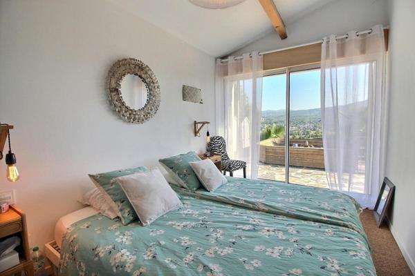 Maison Le Beausset 5 pièce(s) 105 m2