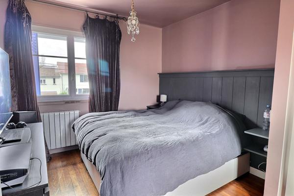 Maison de charme - 135 m2 - 6 pièces - 3/4 chambres